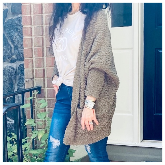 Soft Olive Green Popcorn Cardigan With pockets - Picture 5 of 16